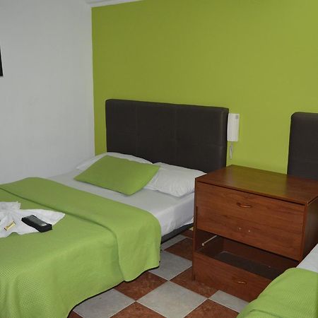 Hotel Las Palmas Fontibon Bogotá Exteriér fotografie